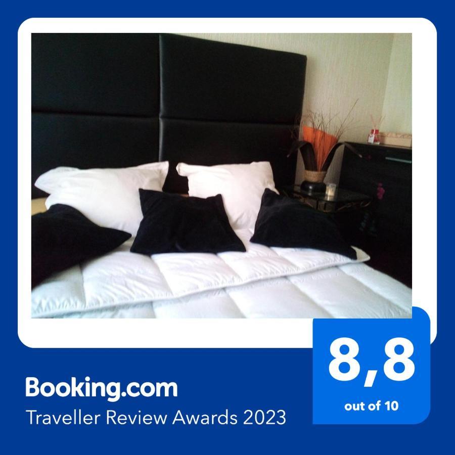 # Prix "Travellers Awards 2023 Et 2024" Lac Leman Velos Viarhona Geneve Annecy Valleiry Bagian luar foto